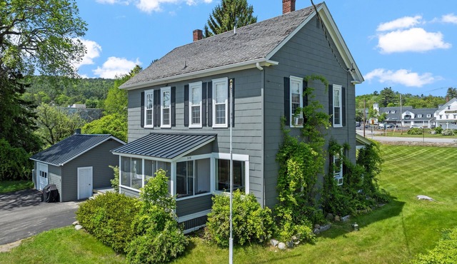 Lake House with Sweeping Views of Winnipesaukee