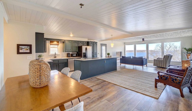 Lake Hudson Home w/Patio in Locust Grove