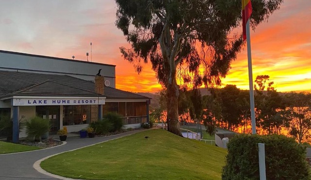 Lake Hume Resort