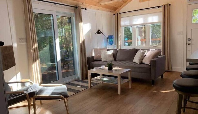 Lake Huron Cottage Su