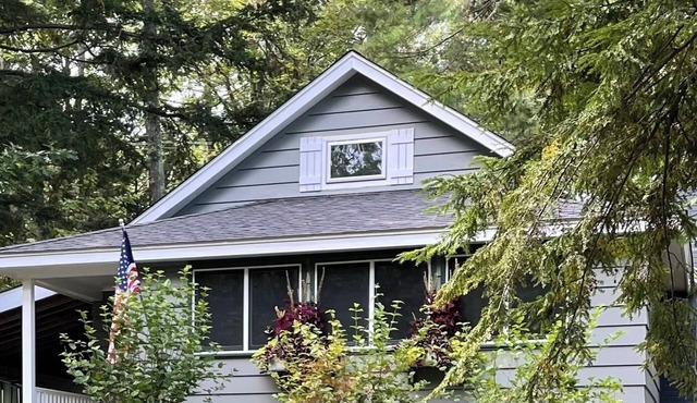 Lake Huron Hideaway - Unwind, Relax, and Connect