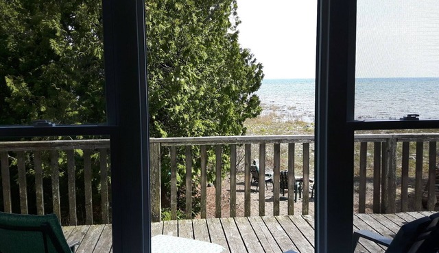 Lake Huron Log Home Municipal License# 2022STA-002