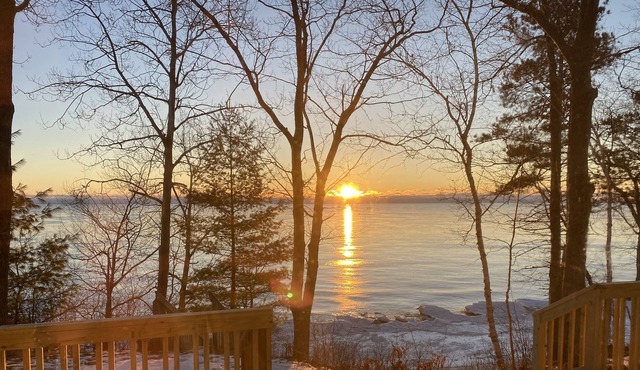 Lake Huron private Sugar Sandy beach with Cozy cabin!