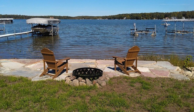 Lake James Angola Indiana weekly rental