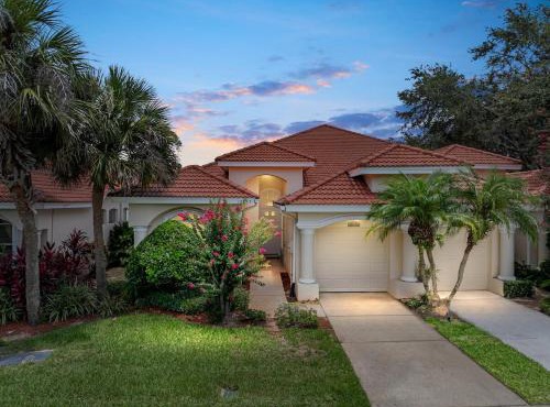 Lake Jovita Golf Course Villa