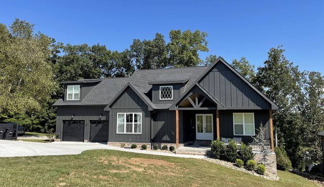 Lake la Vie! *Super Luxe Home* Tim's Ford Lake w/ PRIVATE DOCK!