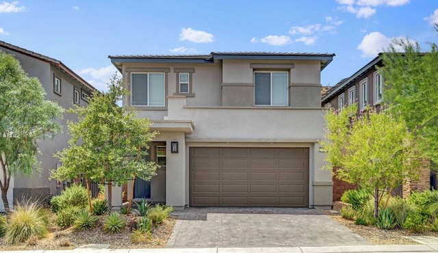 Lake Las Vegas - 3bd + 3bath + Loft, Private Jacuzzi, Views and CLUB ACCESS!