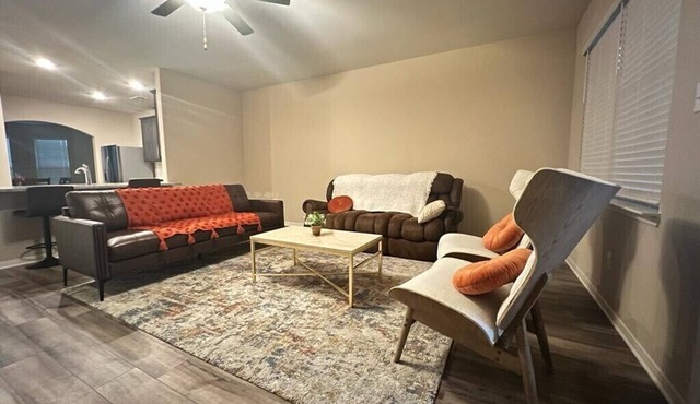 Lake Lavon * 4 TV’s *Sleeps 12*Free fast WI-FI *
