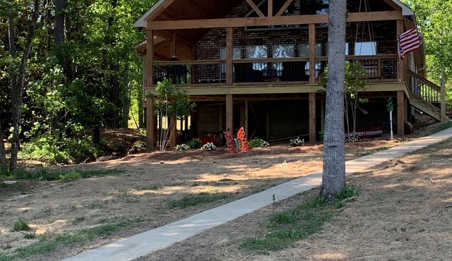 "Lake Life" Beautiful House On Smith Lake in Double Springs, 4BR, 2BA, Loft Area