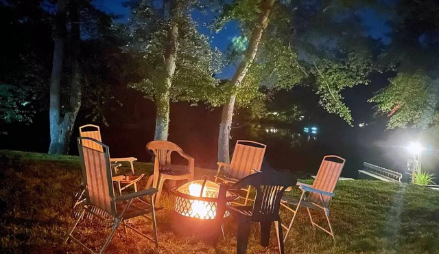 LAKE LIFE! Fishing/Kayak/Firepit/PizzaOven/Deck!