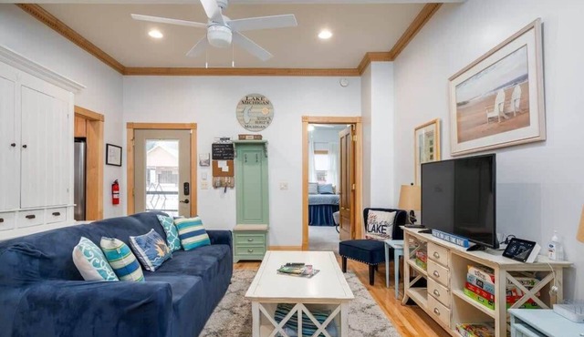 Lake Life Getaway - Condo near downtown!