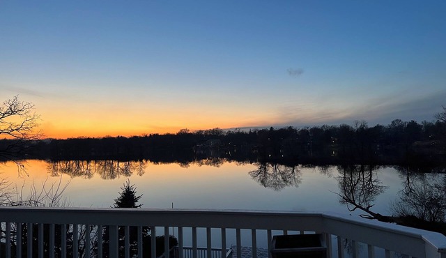 Lake living does NOT get any better than this!