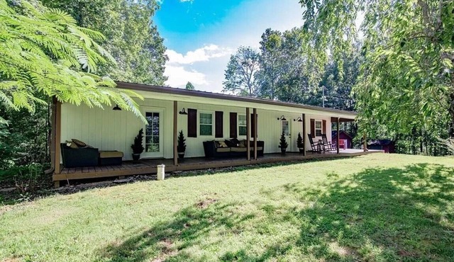 Lake living has never been easier! Enjoy your time at Rough River Lake.