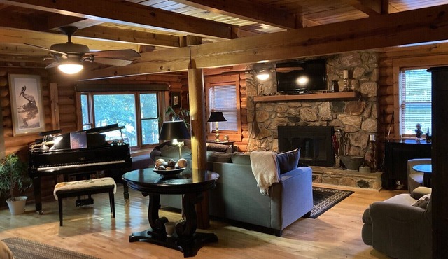 Lake living in a relaxed family and pet-friendly home