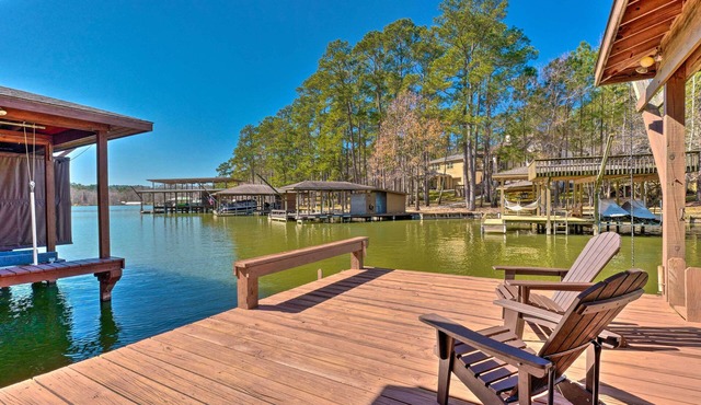 Lake Livingston Retreat w/Boat Dock & Slip!
