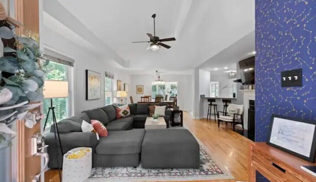 Lake Lure: Hot Tub,King Beds, EV Charger