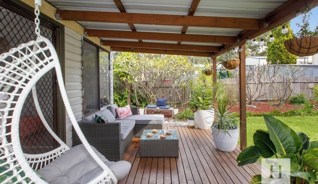 Lake Macquarie Escape - Cottage close to lake/shops