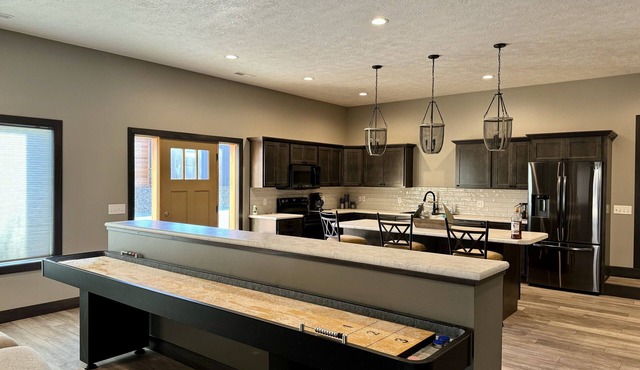Lake Madison Retreat - Whole House - Pet Friendly