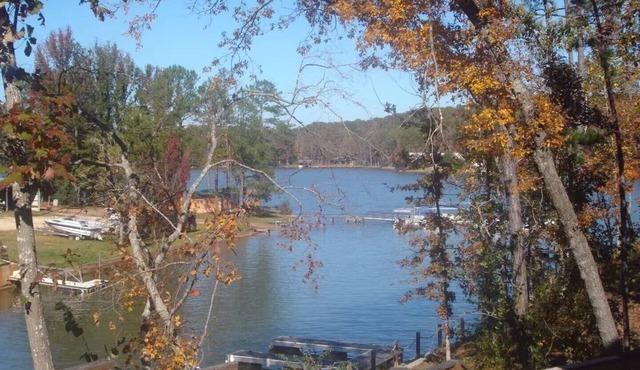Lake Martin- Gorgeous Lake Cabin across from Chucks Marina with Boat Slip