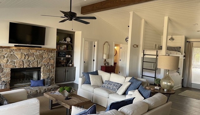 Lake Martin Home -Close to Auburn University