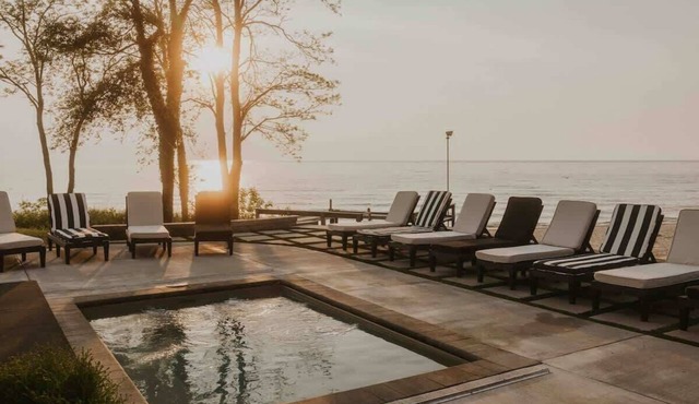 Lake MI Luxe Home w/Sauna/Hot tub/Game room/Views