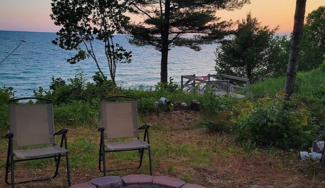 Lake Michigan Beachfront Home Near Mackinac Ferry
