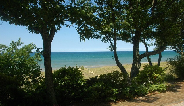 Lake Michigan Beachhouse On 100 Feet Of Gorgeous Sand