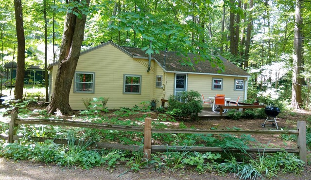 Lake Michigan cottage private beach access, season begins May 1