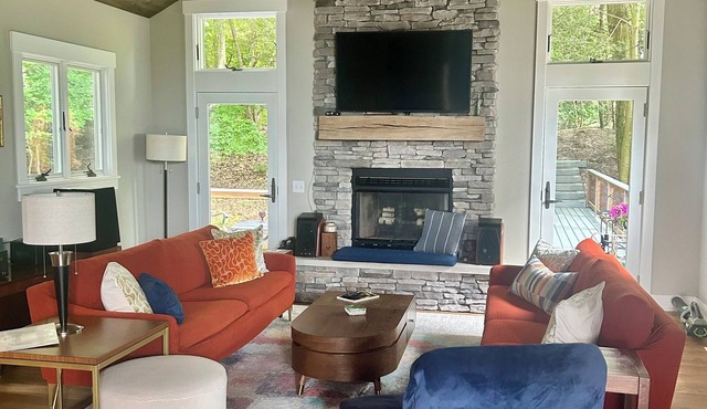 Lake Michigan Views and Big Beach Access!