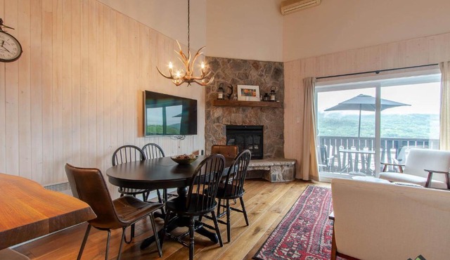 Lake & Mountain View condo
