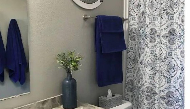 Lake & Mountain View Guesthouse