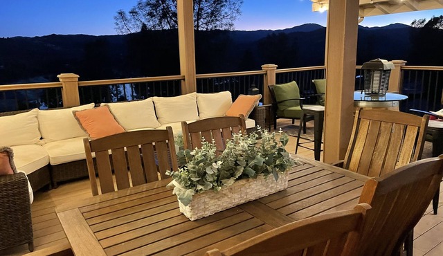 Lake Naci Rendezvous with Lake Views