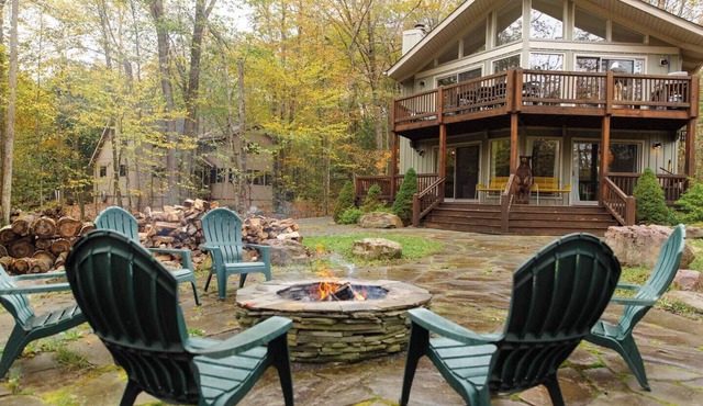 Lake Naomi Chalet - 2hrs from NYC