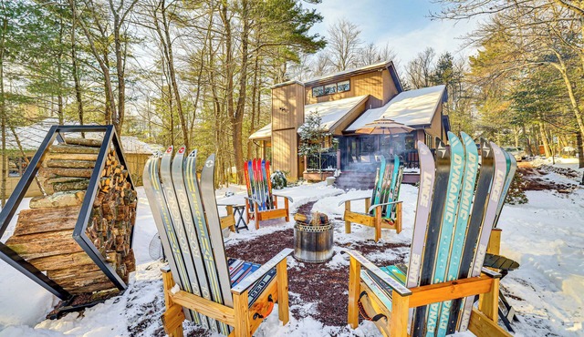 Lake Naomi Luxury Home w/Stream Pool & Fire Pit