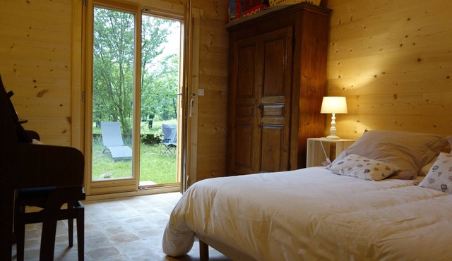 Lake-Nature reserve-Bike path-Piano