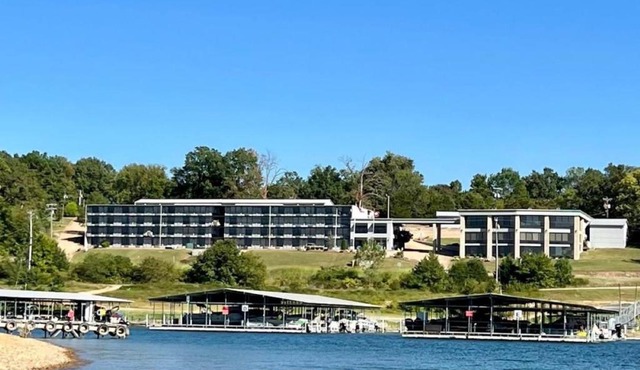 Lake Norfork Resort