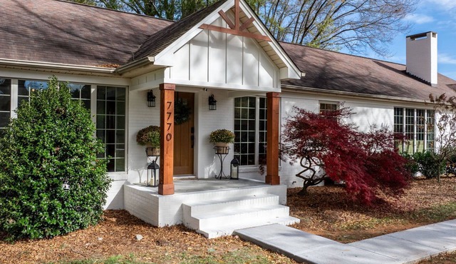 Lake Norman Farmstead Retreat + Fire Pit