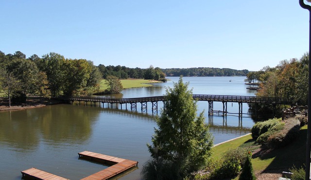 Lake Oconee - 2 Bedroom/2 Bath inside Cuscowilla