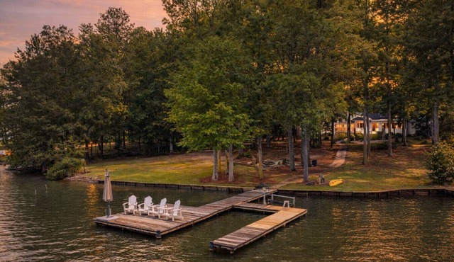 Lake Oconee Big Water Home with Private Dock