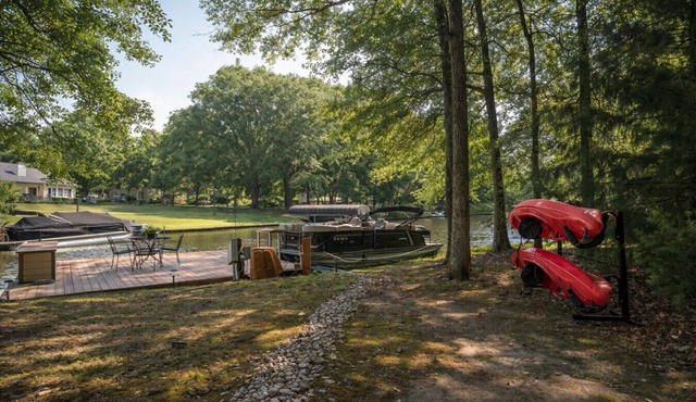 Lake Oconee Dock Kayaks Game Room Pet Friendly
