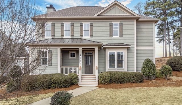 Lake Oconee Getaway. Spacious family & pet-friendly retreat in gated community