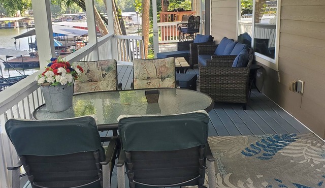 Lake of the Ozarks Missouri New Family Friendly and Spacious Home For Rent