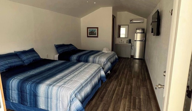 Lake of the Ozarks-Quiet, brand new cabin that is perfect for an escape!