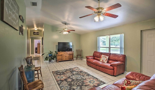 Lake Okeechobee Fishing Retreat w/Fire Pit!