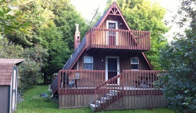 Lake Ontario A-Frame Cottage With 1.5 Miles of Beach