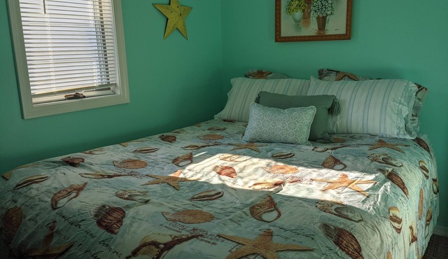 Lake Ontario - between Rochester and Niagara Falls