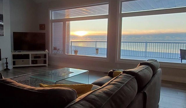 Lake Ontario Front - Breathtaking views, nature, and amazing country drives