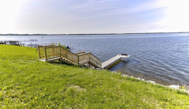 Lake Osakis Family Getaway: Game Room, Dock