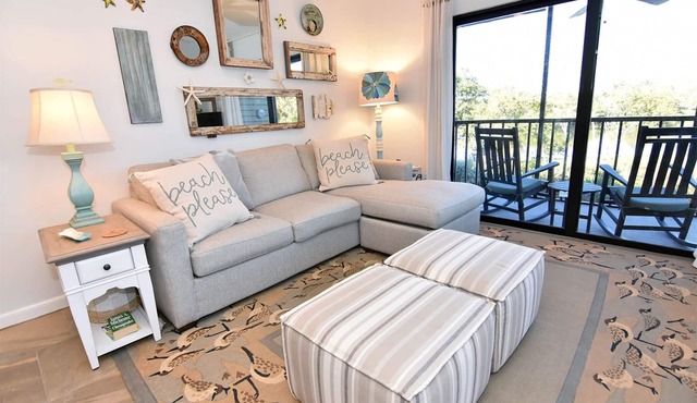 Lake Palms 10 - Lake front townhome near shops and restaurants