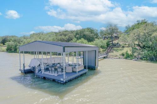 Lake Palo Pinto Home w/Dock: 22 Mi to State Park!